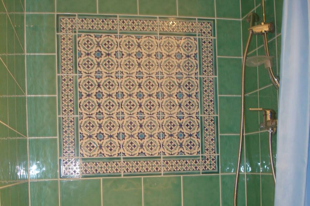 Photo of Bathroom in Vouvray