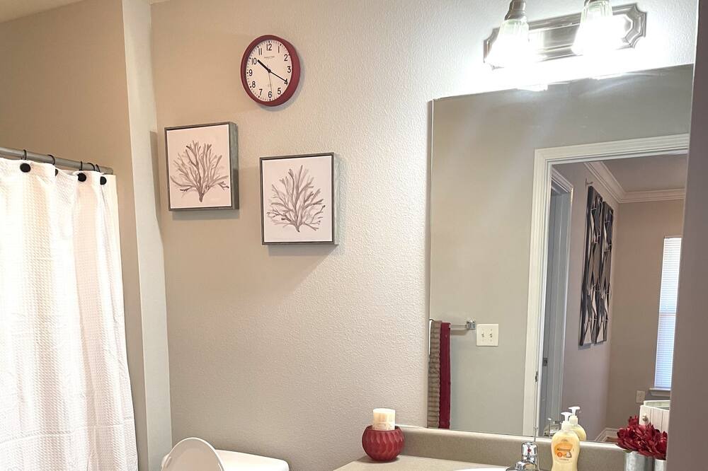 Photo of Bathroom in Voth