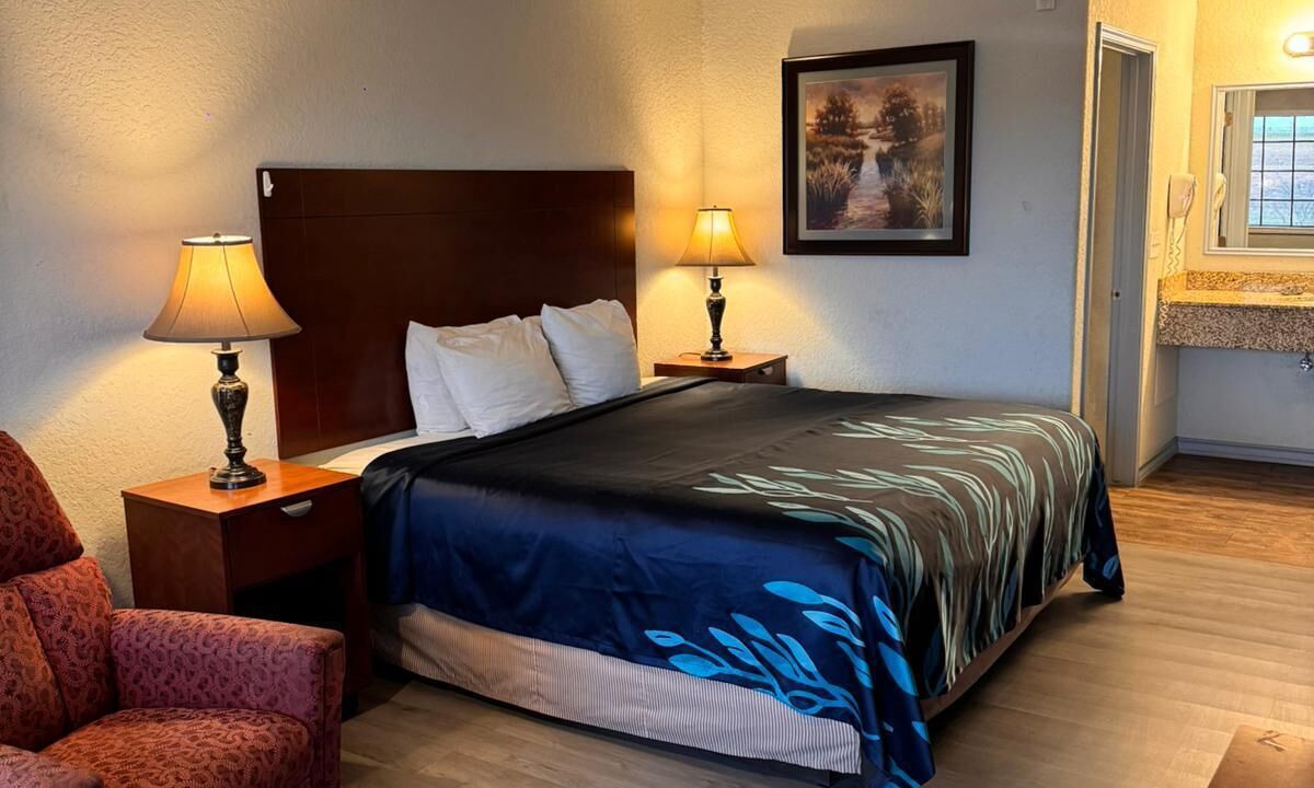 Photo of Bedroom in Pearsall