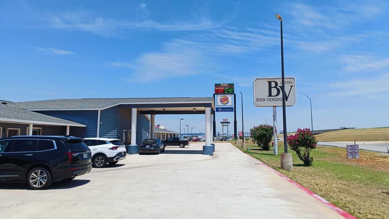 Photo of Outdoor in Pearsall