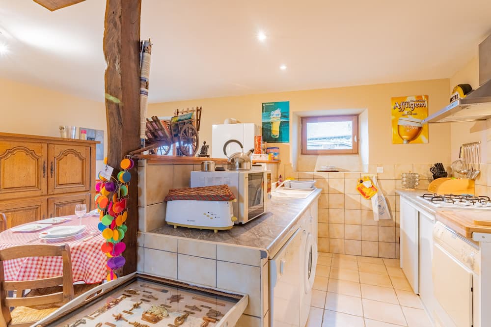 Photo of Kitchen in Saint-Martin-des-Pres