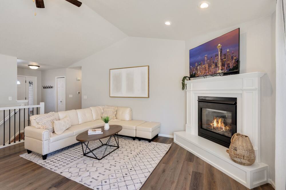 Photo of Livingroom in Mead