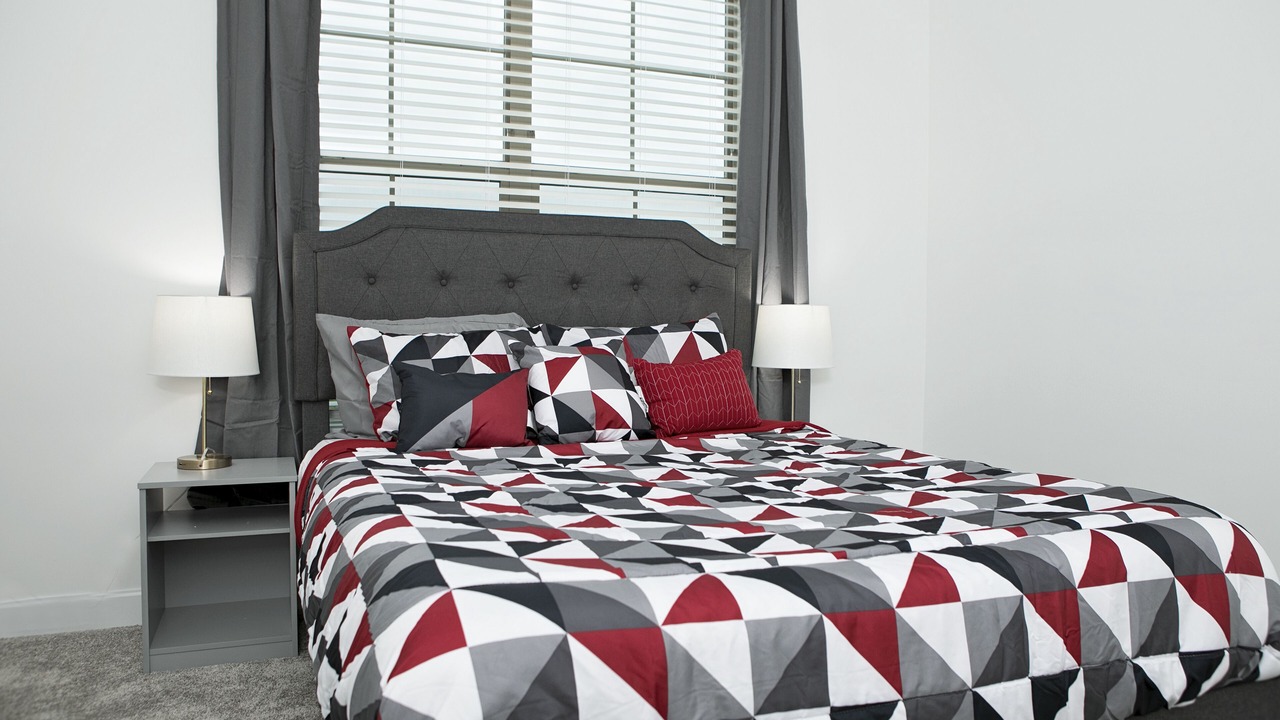 Photo of Others in Lombard