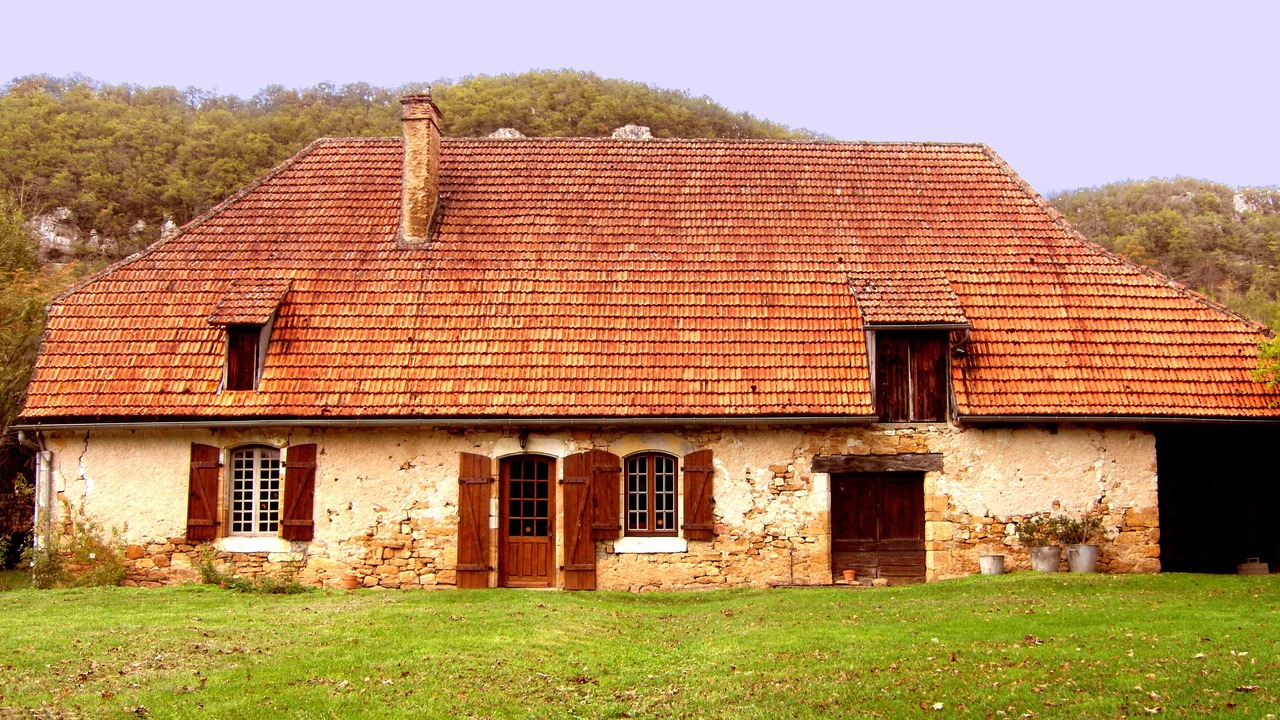 Photo of Buildings in Vayrac