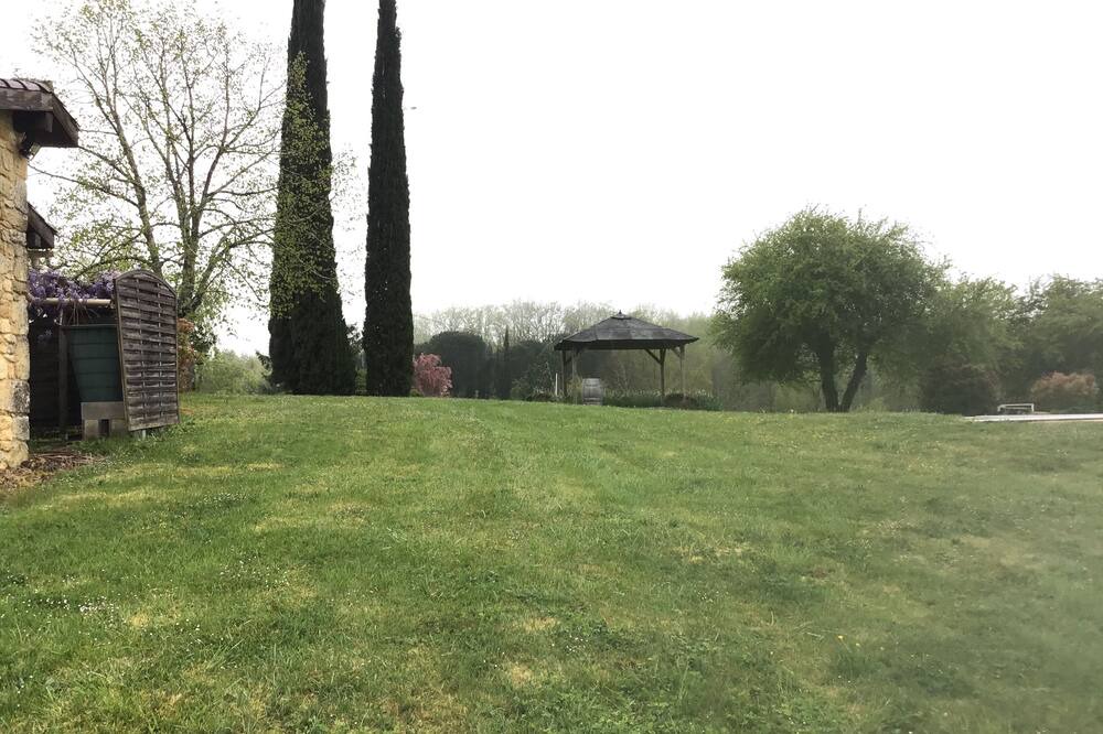 Photo of Outdoor in Montayral