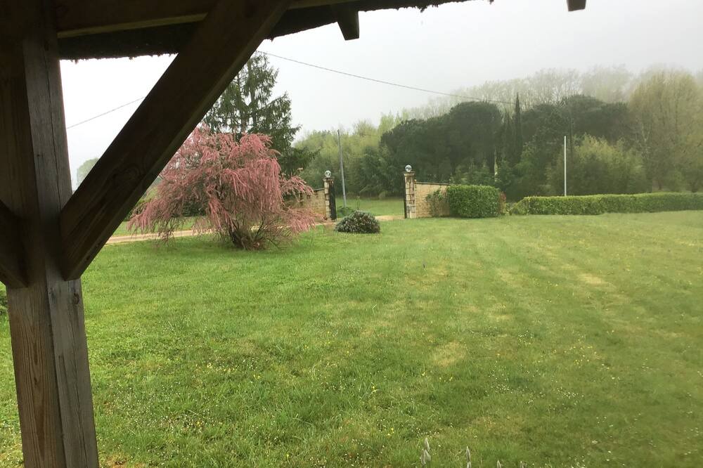 Photo of Outdoor in Montayral