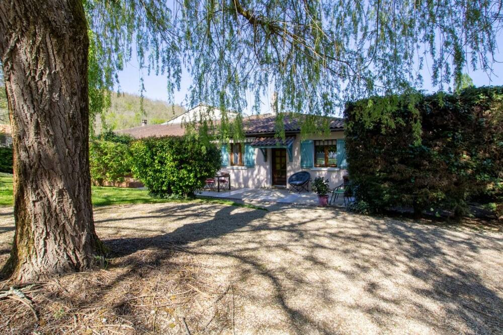 Photo of Outdoor in Champcevinel