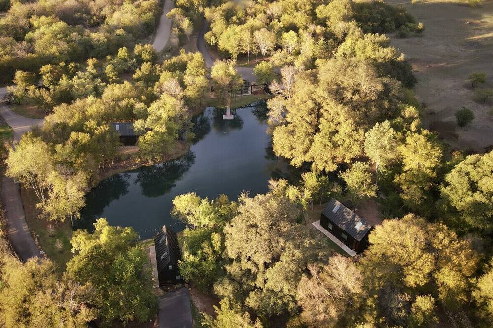 Photo of Others in Elm Mott