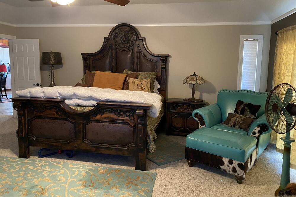 Photo of Bedroom in Santa Anna