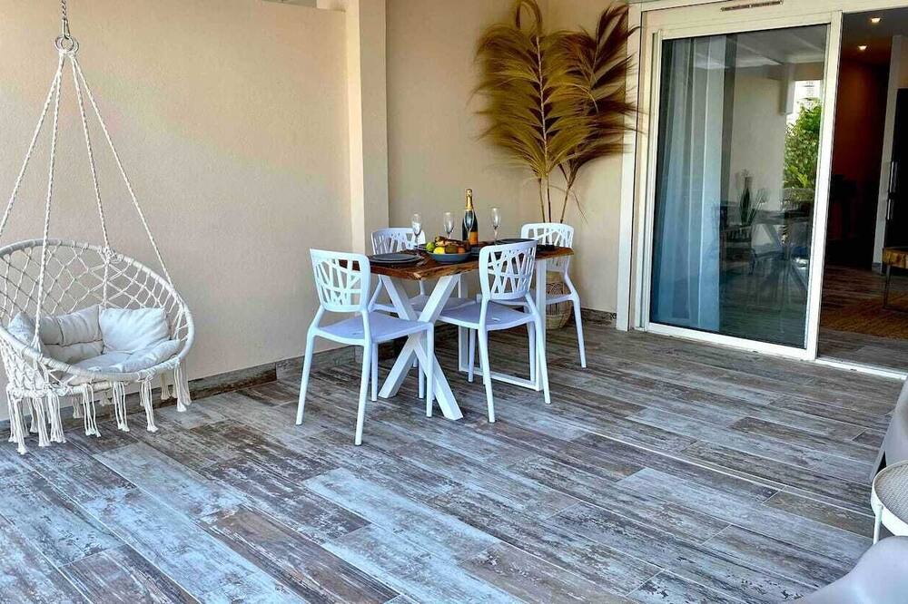Photo of Patio Balcony in Orient Bay
