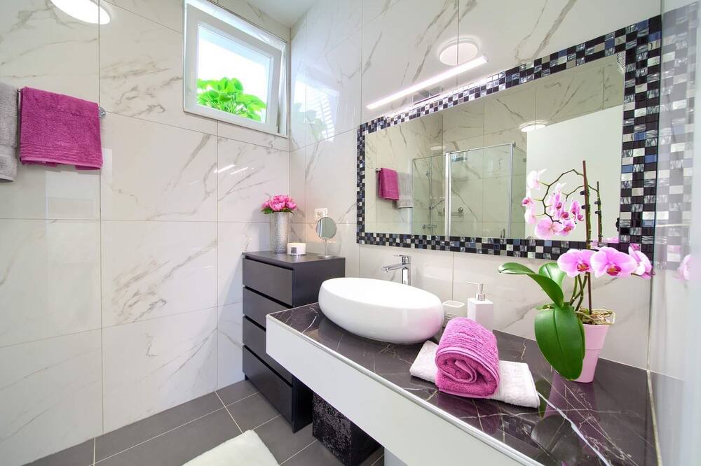 Photo of Bathroom in Klanfari