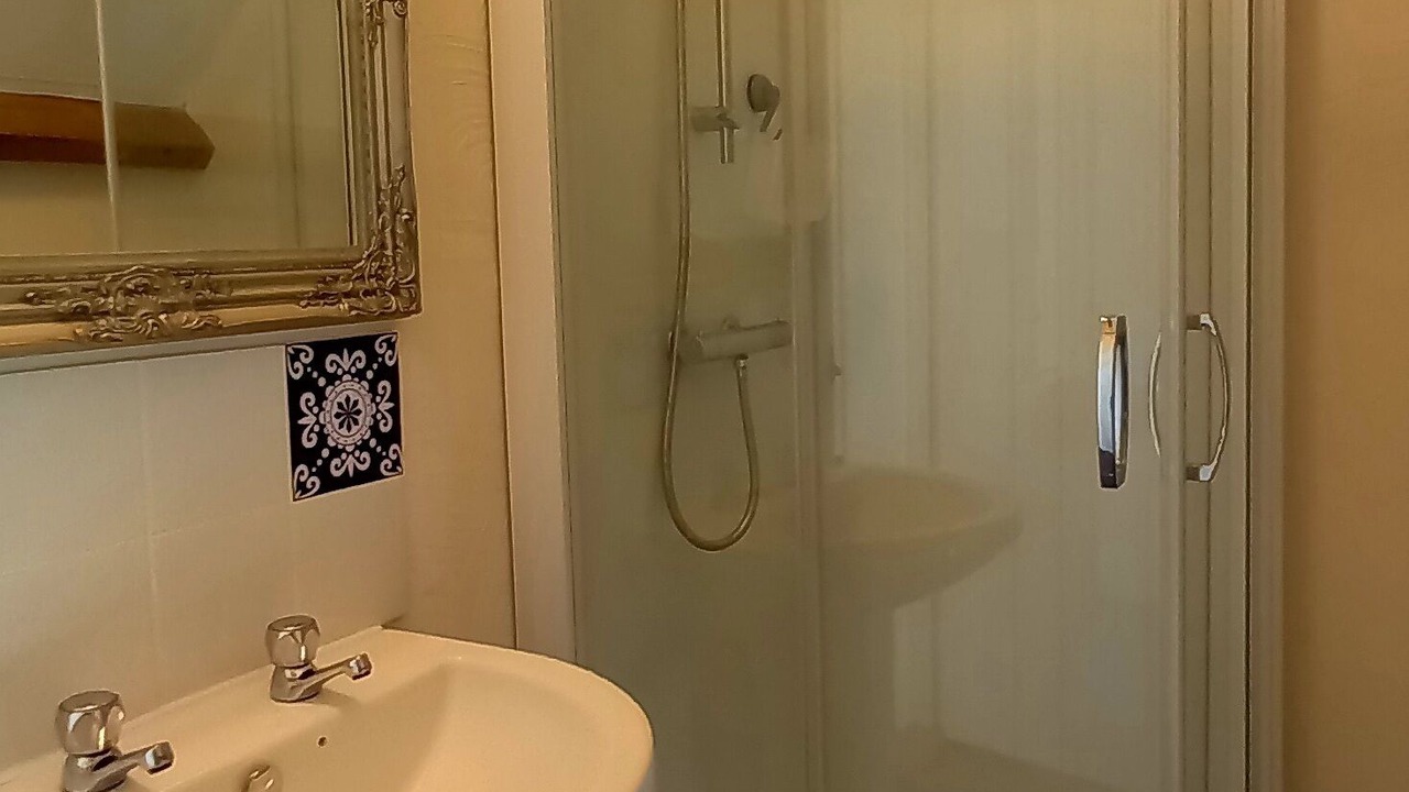 Photo of Others in Besneville