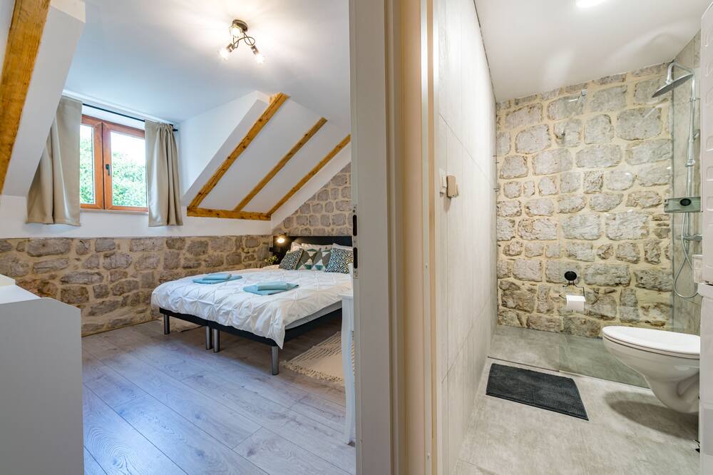 Photo of Bedroom in Mali Ston