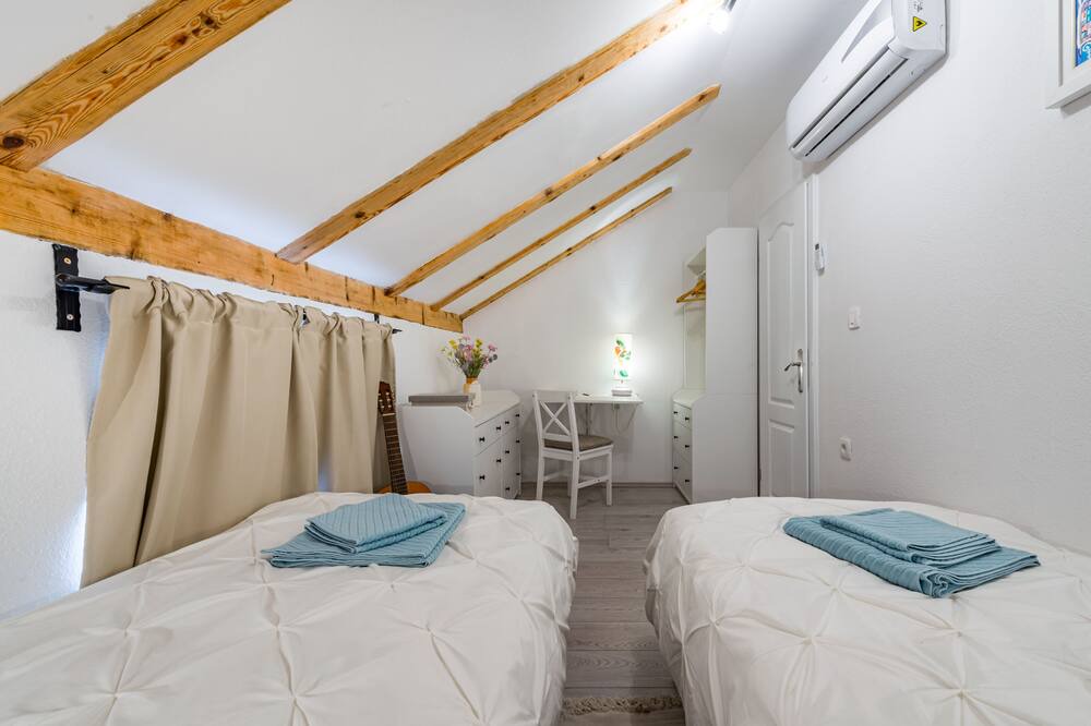 Photo of Bedroom in Mali Ston