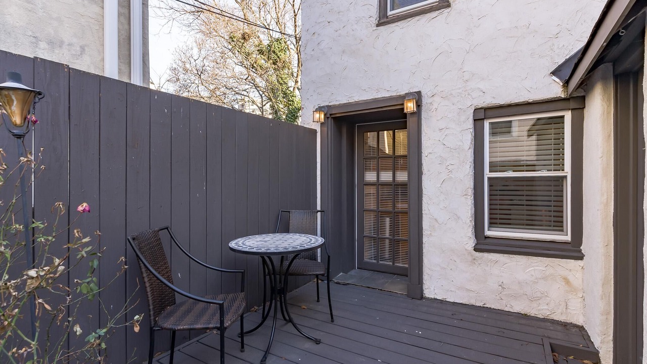 Photo of Outdoor in Fairmount