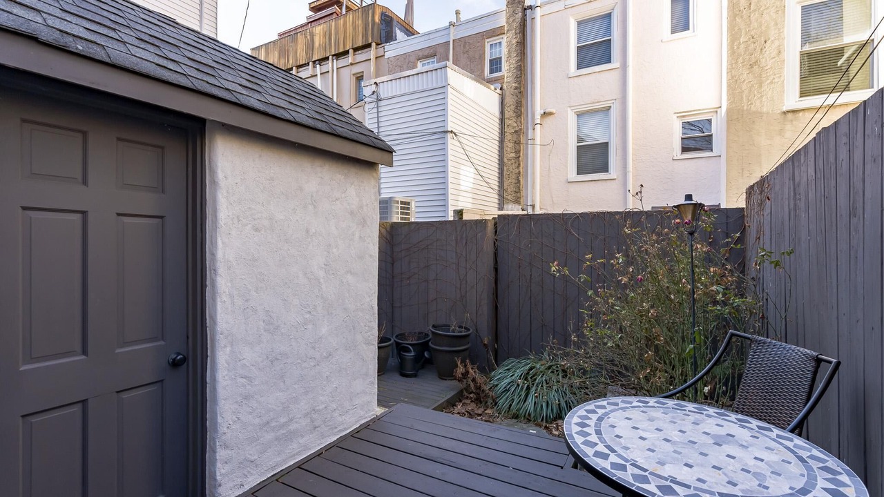 Photo of Outdoor in Fairmount