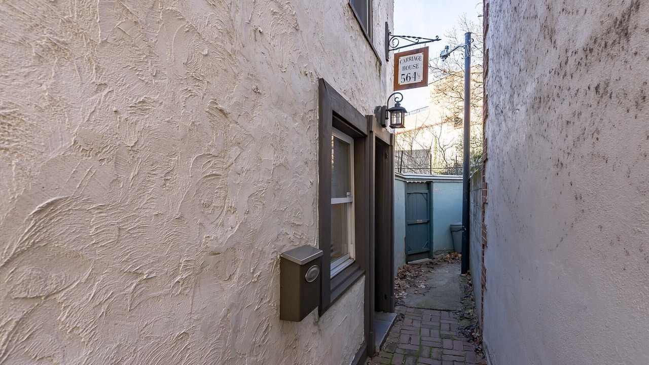 Photo of Outdoor in Fairmount