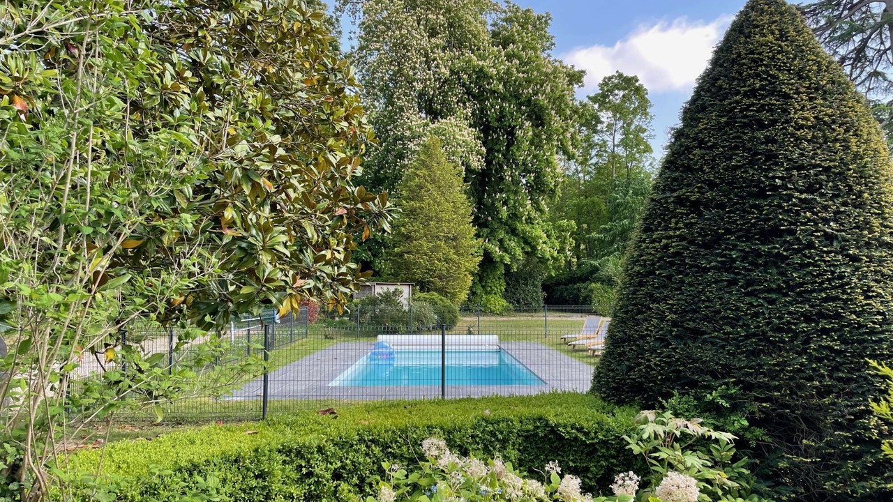 Photo of Outdoor in Sainte-Opportune-du-Bosc