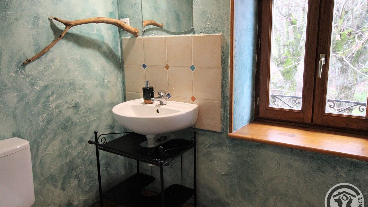 Photo of Others in Quinsonnas