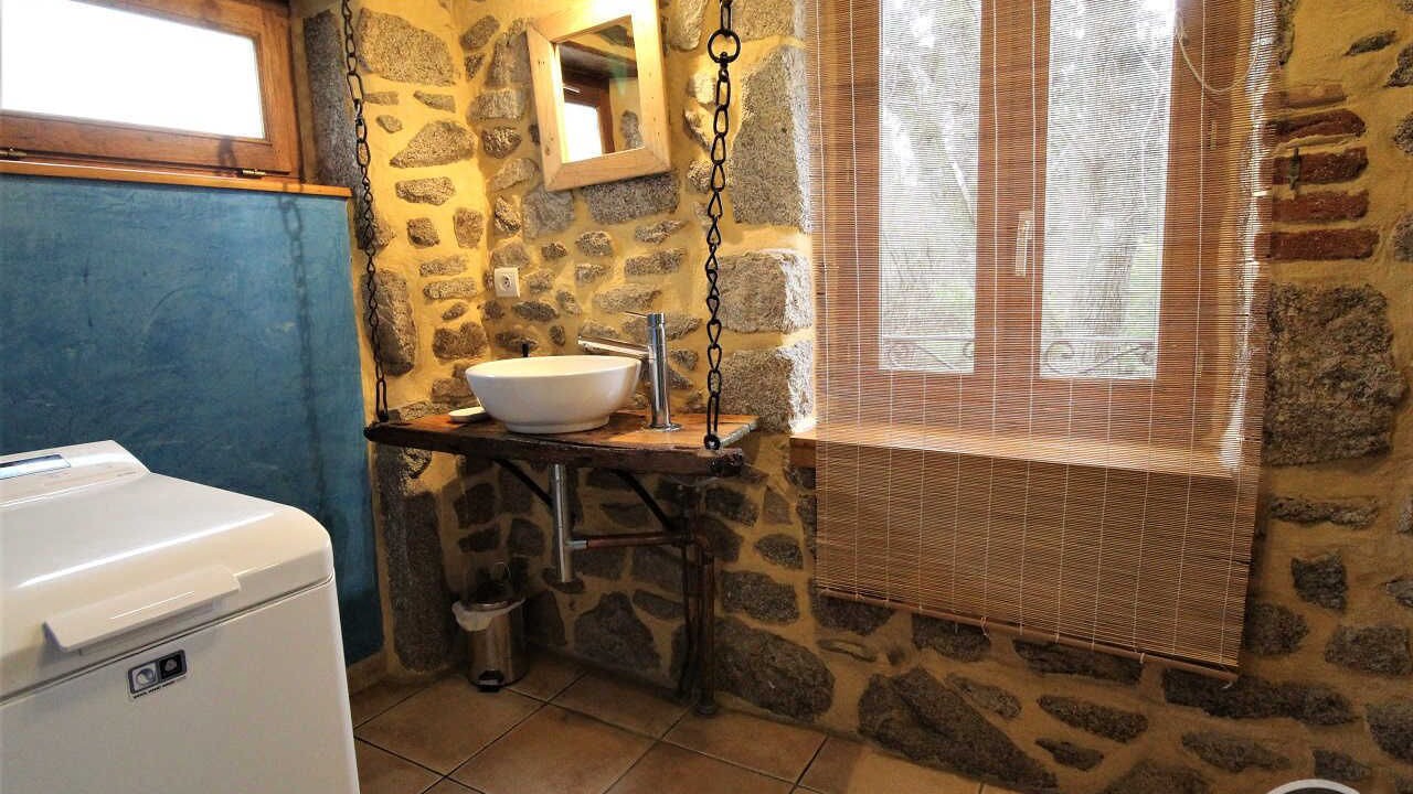 Photo of Others in Quinsonnas