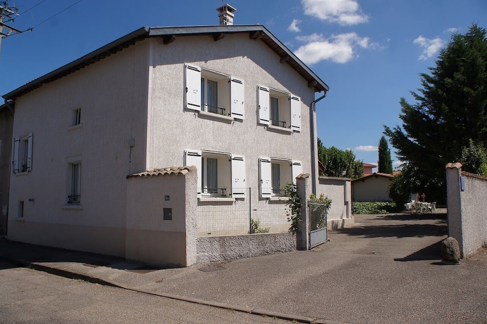 Photo of Outdoor in Communay