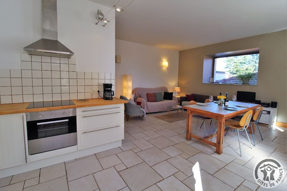 Photo of Livingroom in Millery