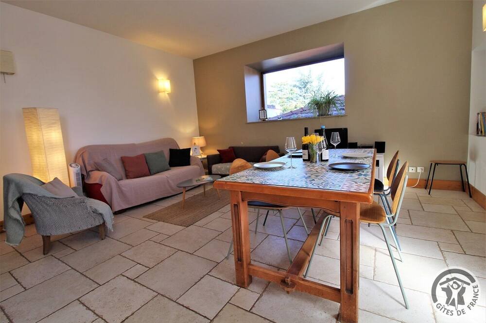 Photo of Livingroom in Millery
