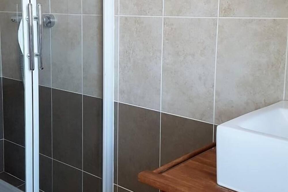 Photo of Bathroom in Millery