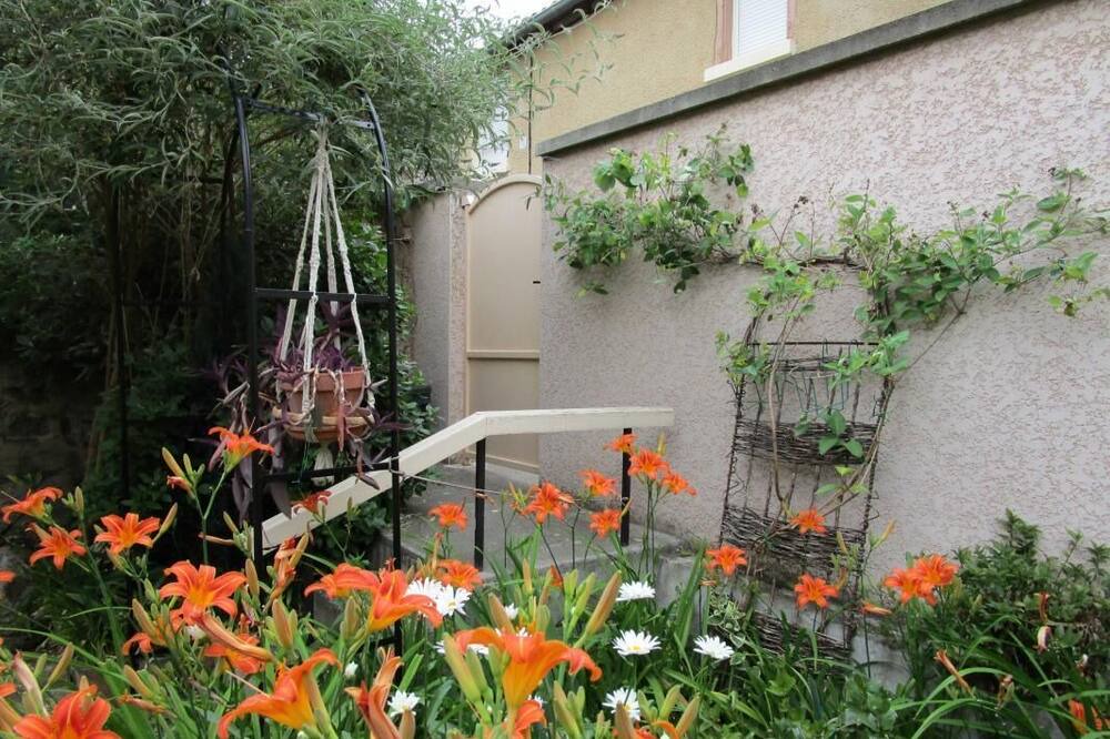 Photo of Outdoor in Mornant