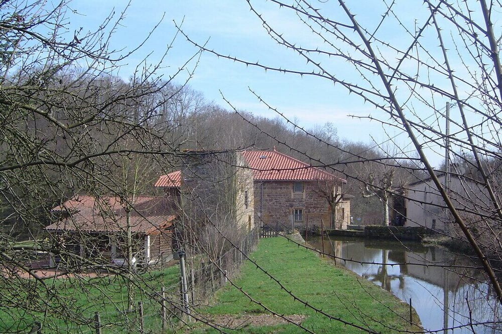 Photo of Outdoor in Saint-Romain-de-Popey