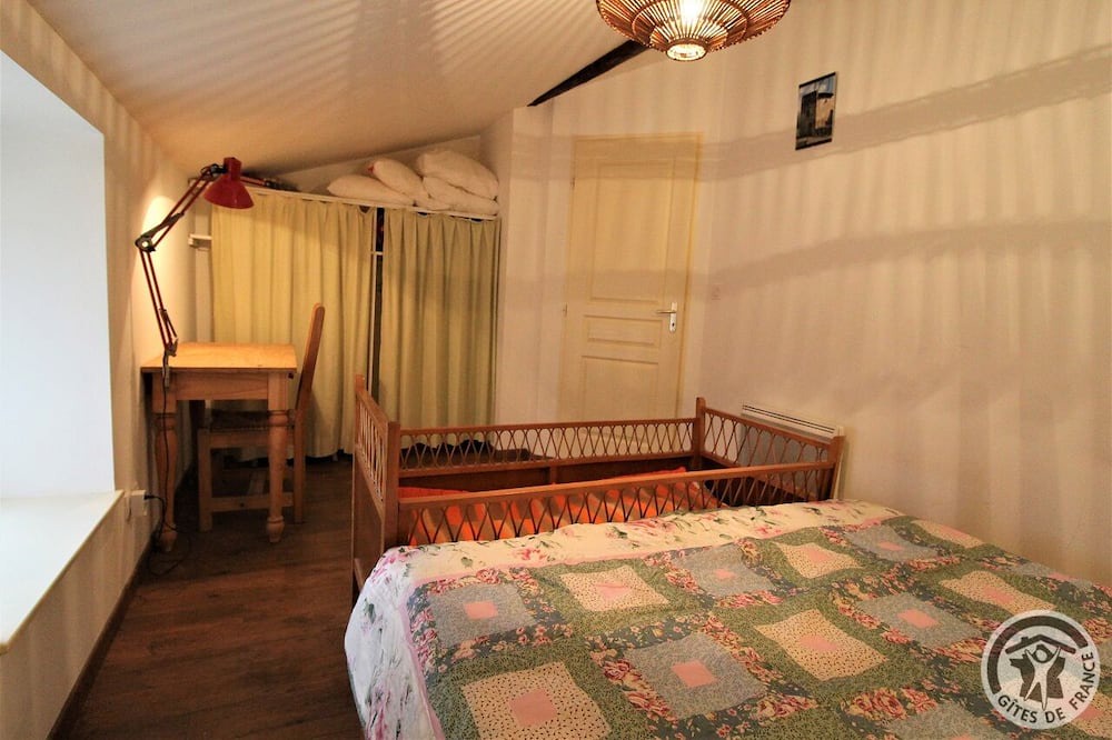 Photo of Bedroom in Saint-Romain-de-Popey