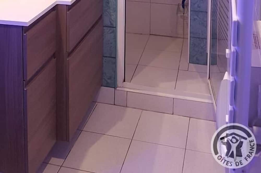 Photo of Bathroom in Amberieux