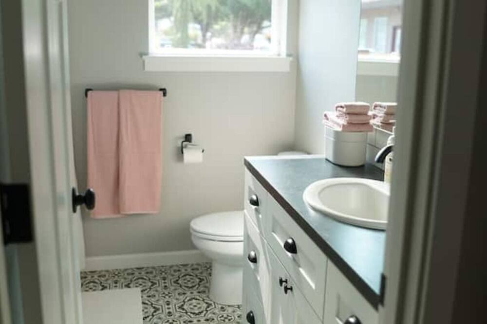 Photo of Bathroom in Northwest Everett