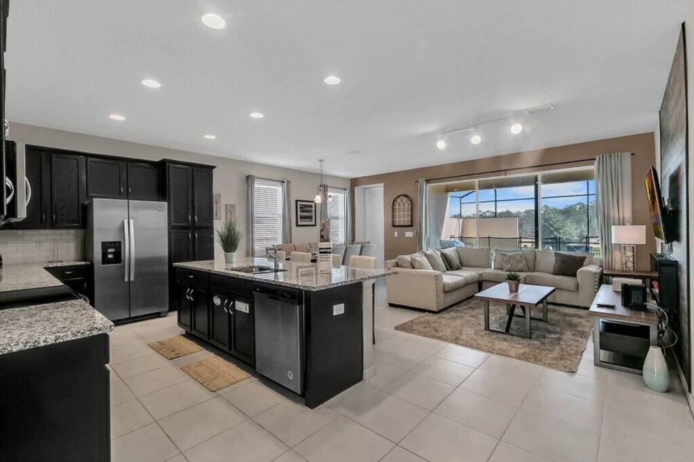 Photo of Others in Four Corners