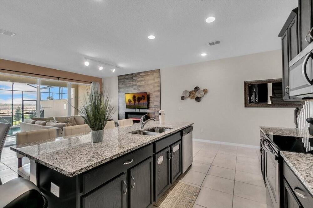 Photo of Others in Four Corners