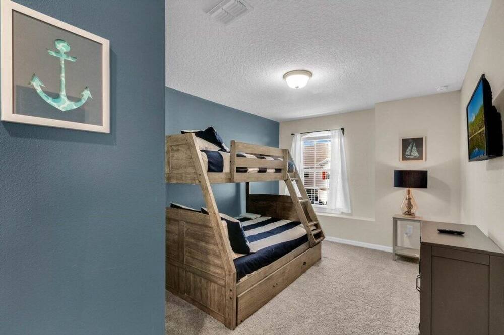 Photo of Others in Four Corners