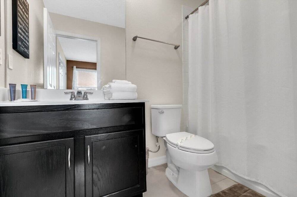 Photo of Others in Four Corners