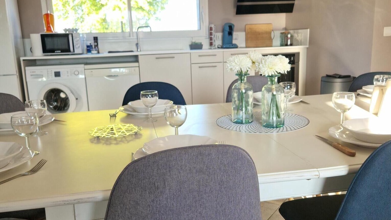 Photo of Others in Alixan