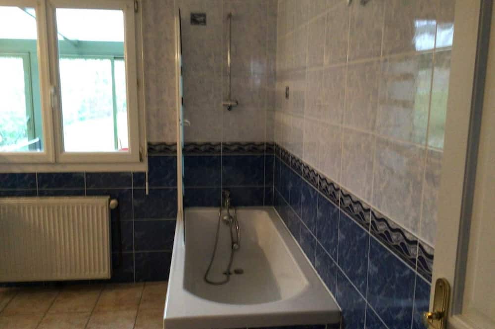 Photo of Bathroom in Longfosse