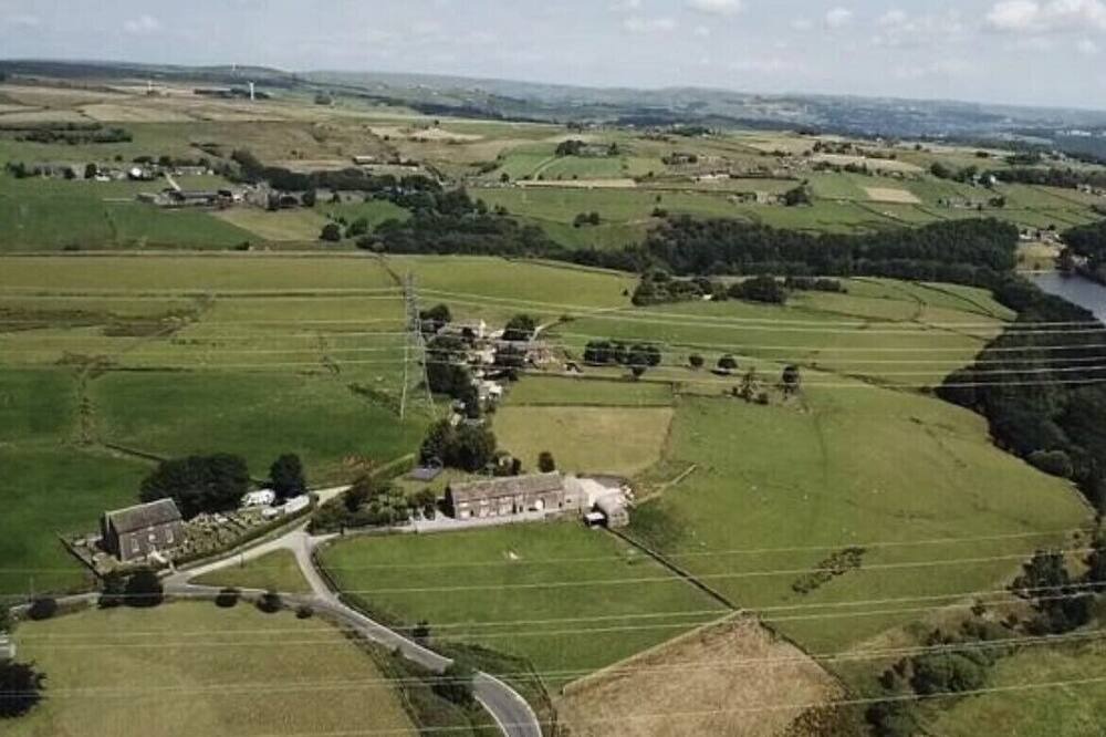 Photo of Others in Sowerby Bridge