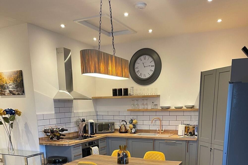 Photo of Others in Sowerby Bridge