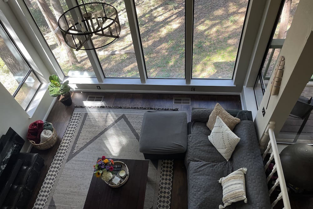 Photo of Livingroom in Pollock Pines