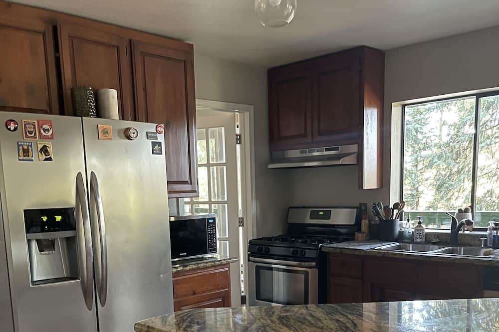Photo of Kitchen in Pollock Pines