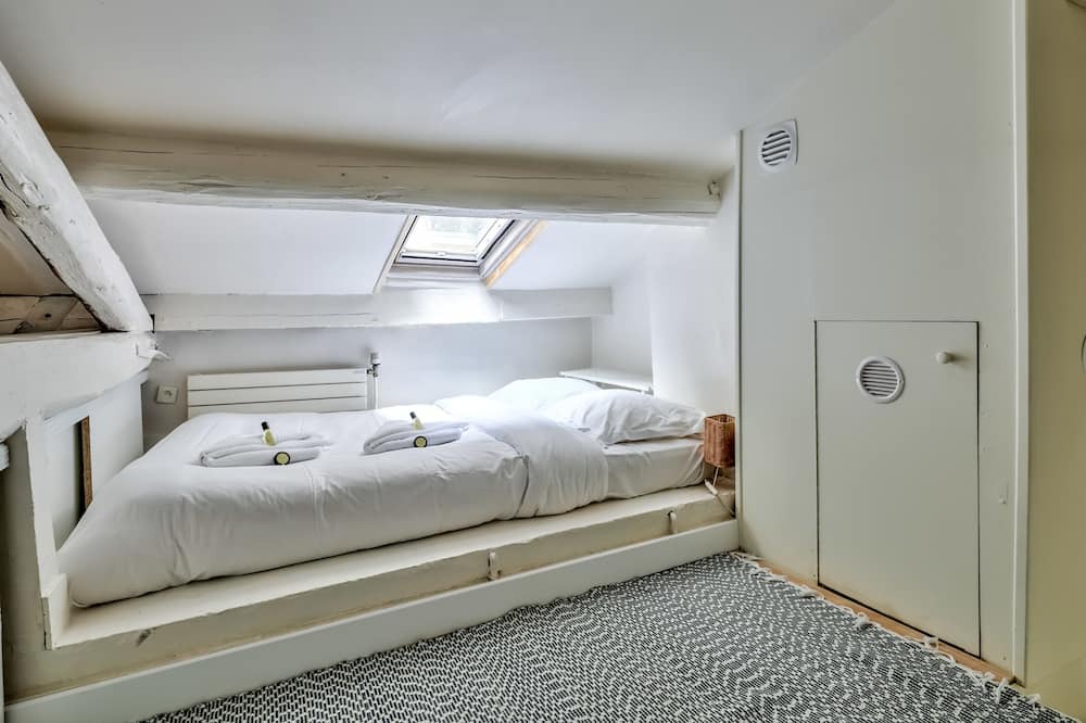 Photo of Bedroom in Notre Dame