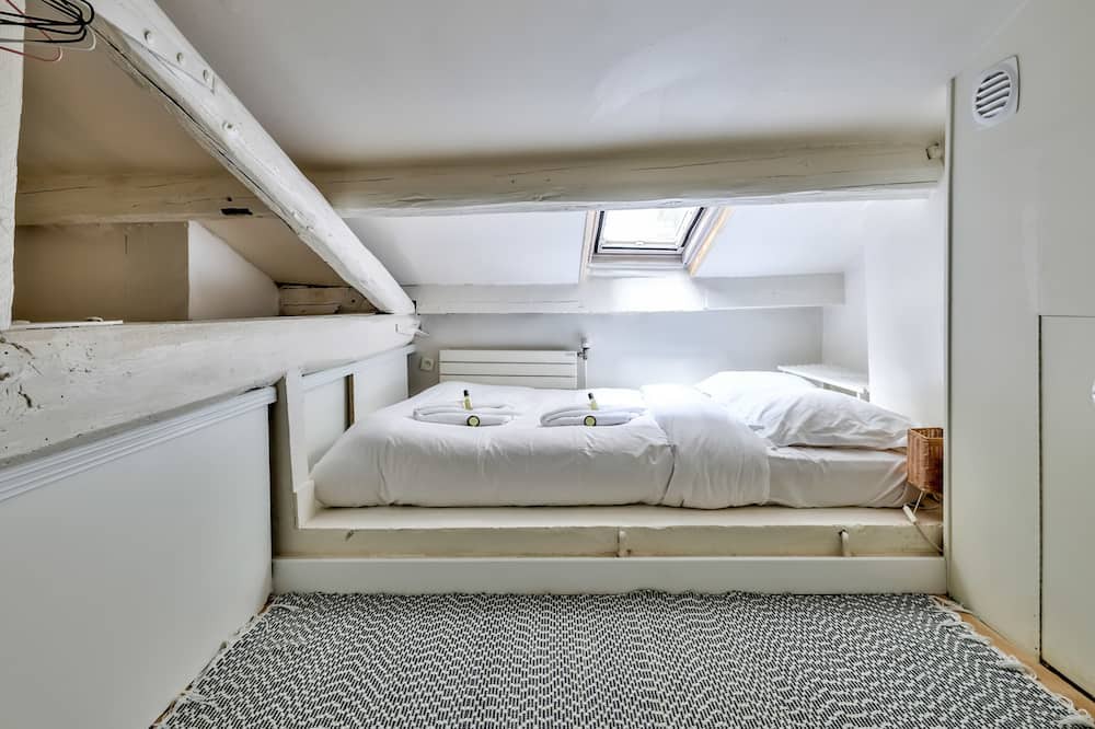 Photo of Bedroom in Notre Dame
