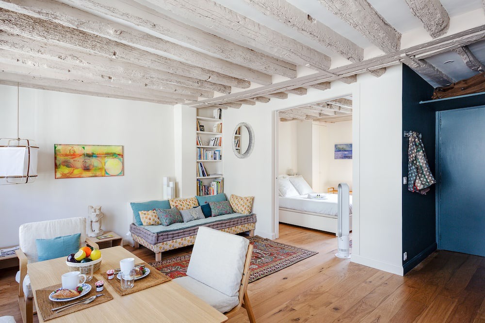 Photo of Livingroom in 5th Arrondissement