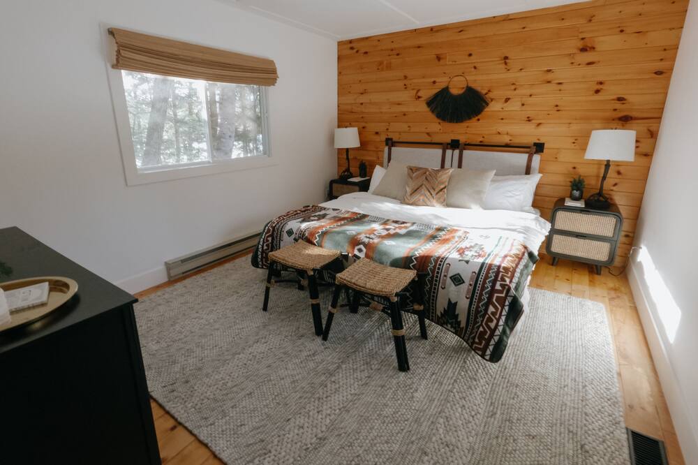 Photo of Bedroom in South River