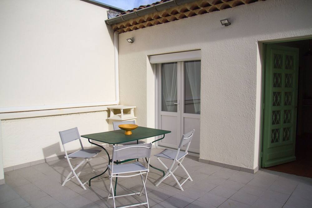 Photo of Patio Balcony in Dieulefit