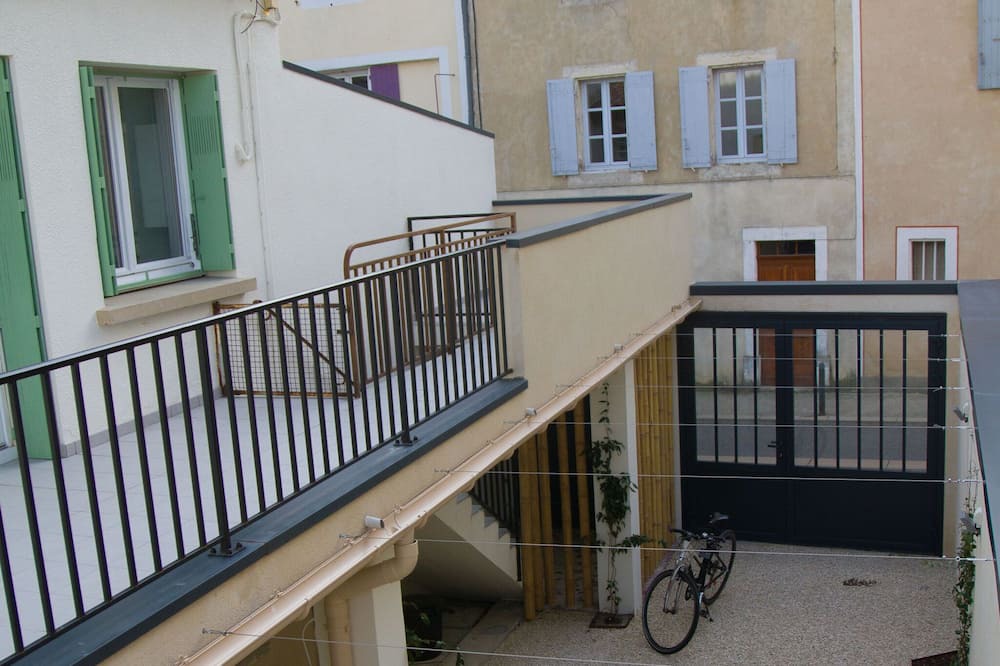 Photo of Patio Balcony in Dieulefit