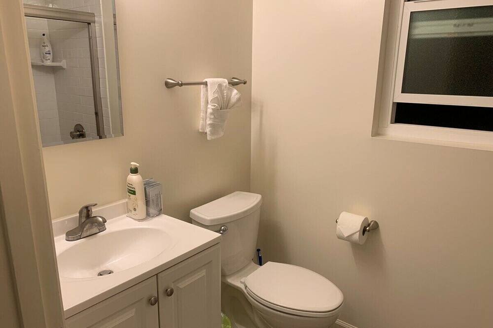 Photo of Bathroom in South San Mateo